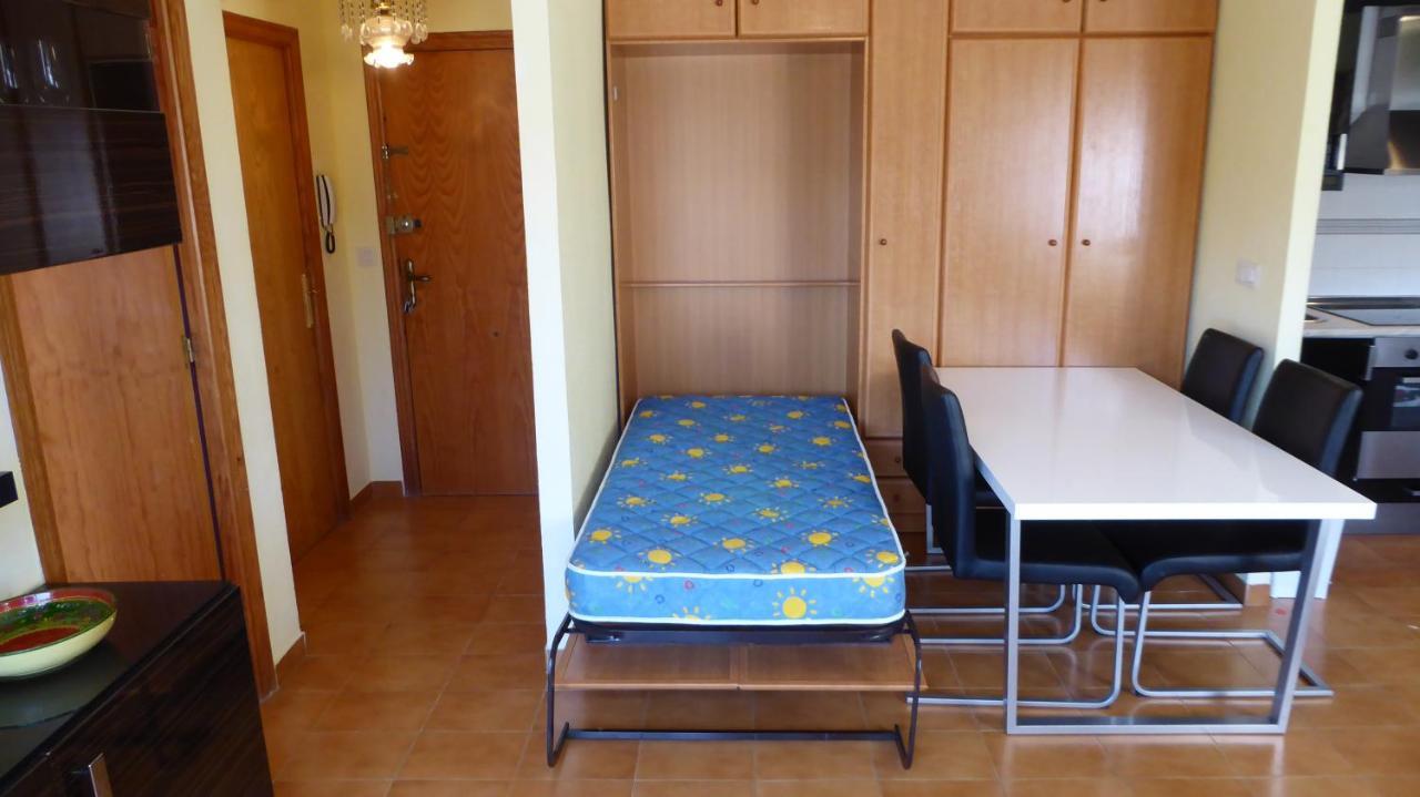 Apartment With Side Seaview 60 Meters From Sea Torrevieja Exterior photo