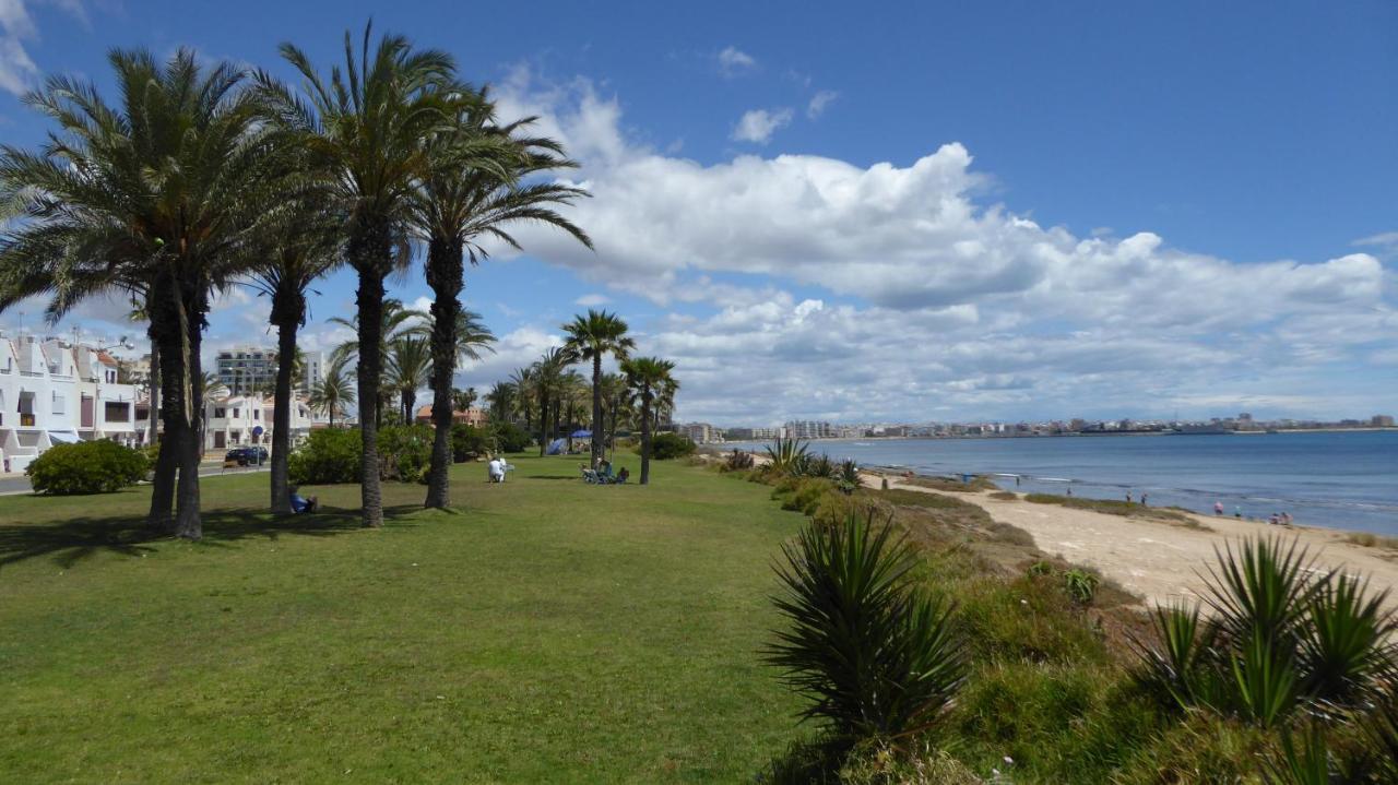 Apartment With Side Seaview 60 Meters From Sea Torrevieja Exterior photo