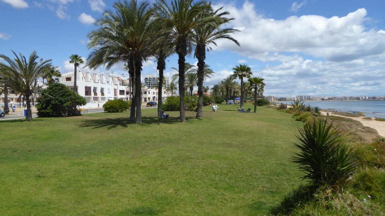 Apartment With Side Seaview 60 Meters From Sea Torrevieja Exterior photo